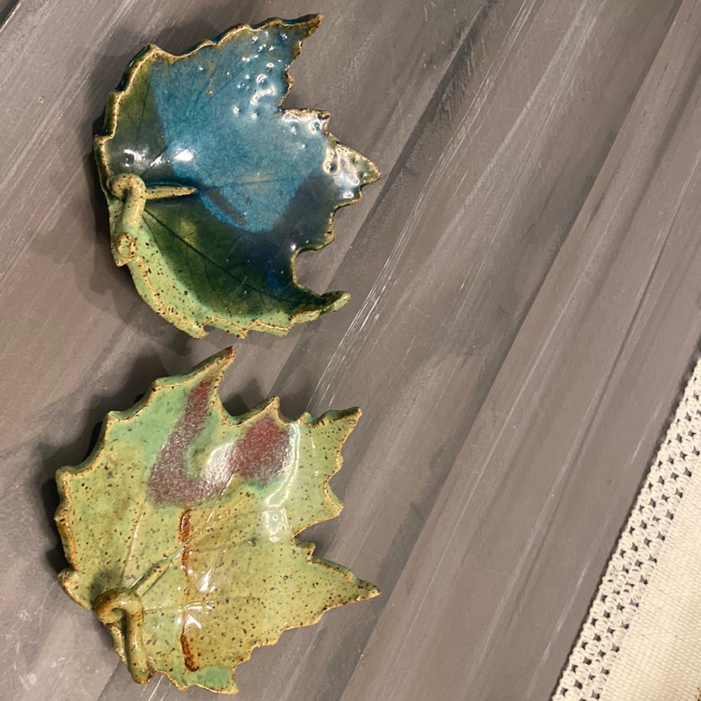 Hand made potter leaves